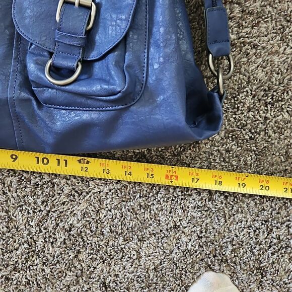 NY&Company Vegan Leather Shoulder Bag - Picture 11 of 12